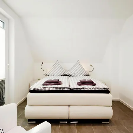 Holiday home Am Yachthafen In Peenemunde