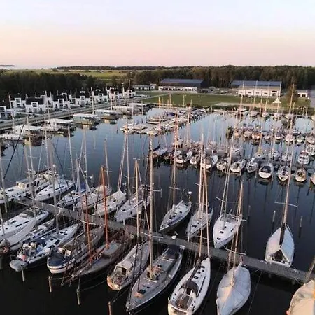 Am Yachthafen In * Peenemunde